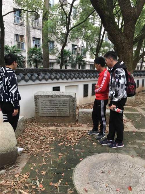 m1539496247237073.jpg 欧美女优
老图书馆.jpg